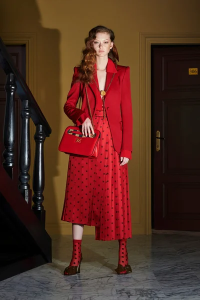 Look 1